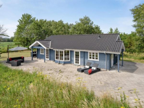 Holiday Home Hæryst - 175m from the sea by Interhome